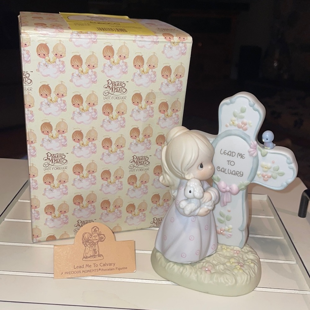 Precious Moments “Lead Me to the Calvary” #260916 collectible 1997 in box